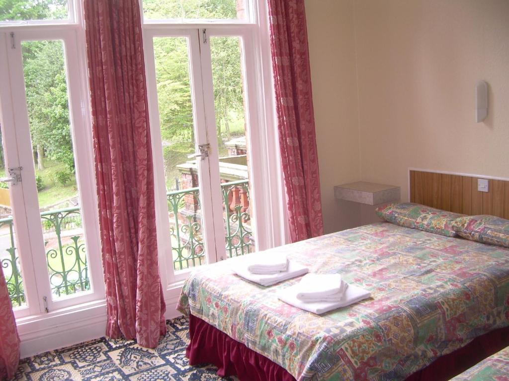 Gables Hotel